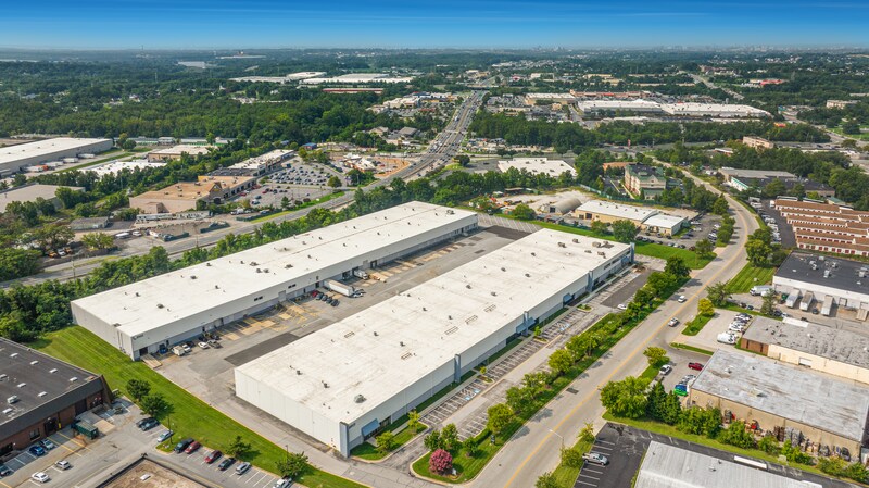 More Photos Of 8933-8965 Yellow Brick Rd, Rosedale Warehouse For Lease