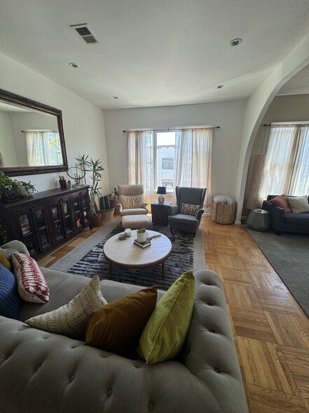 More Photos Of 633 Central Ave, San Francisco Apartments For Sale