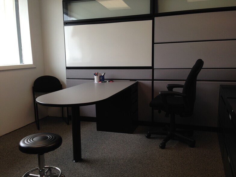 More Photos Of 10 E Veterans Memorial Hwy, Kasson Showroom For Sale