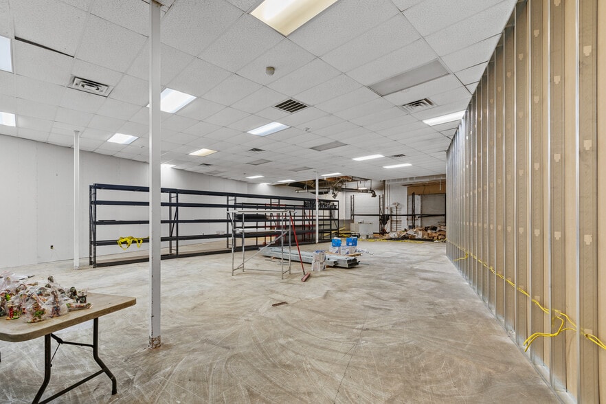 More Photos Of 429 E March Ln, Stockton Unknown For Lease