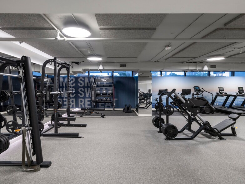 More Photos Of 2 S Biscayne Blvd, Miami Office Residential For Lease