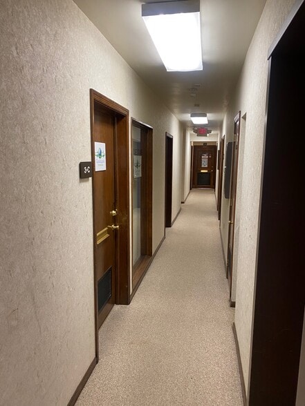 More Photos Of 6660 N High St, Columbus Medical For Sale