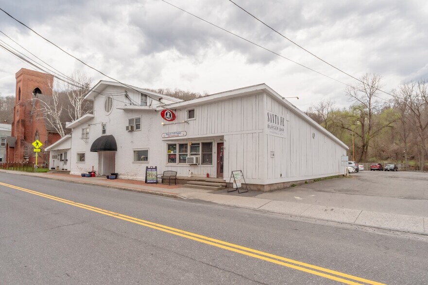 More Photos Of 388 Main St, Rosendale Restaurant For Sale