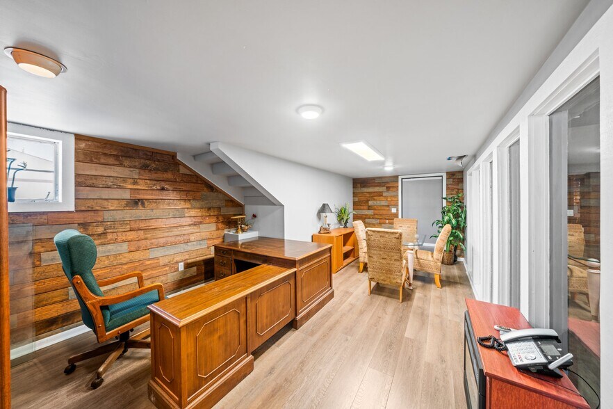 More Photos Of 2125 Sidney Baker St, Kerrville Storefront Retail Office For Sale