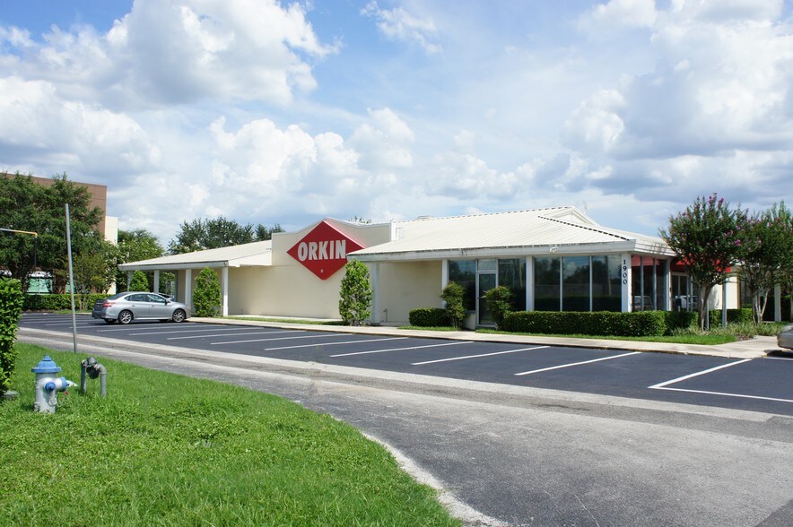 Primary Photo Of 1900 33rd St, Orlando Service For Lease