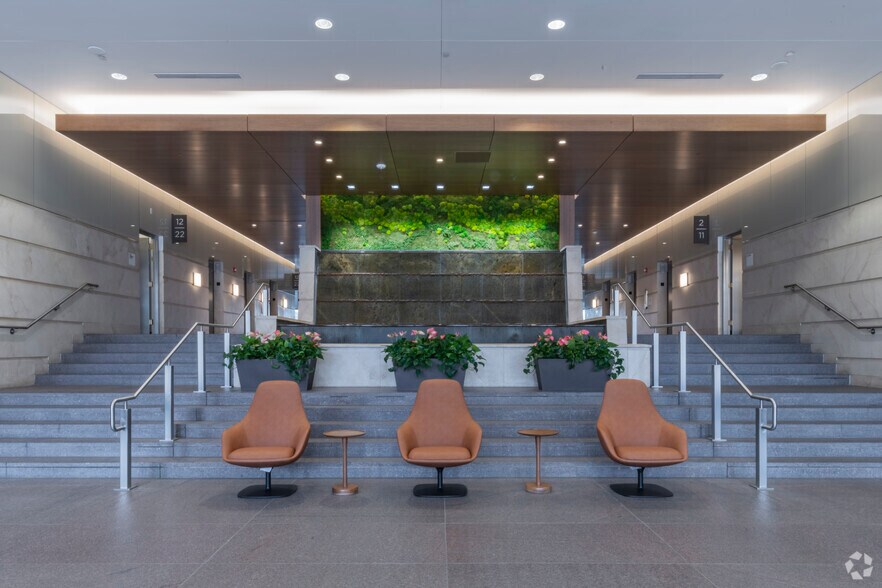 More Photos Of 1560 Broadway, Denver Coworking Space