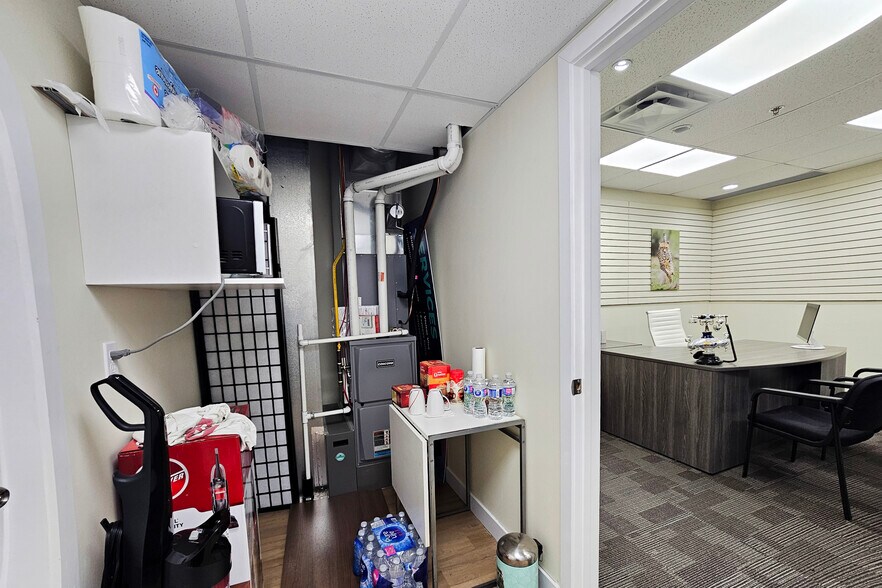 More Photos Of 2920 Ellwood Dr SW, Edmonton Warehouse For Sale