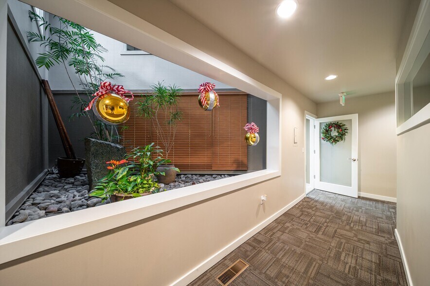 More Photos Of 1400 Broadway, Bellingham Office For Lease