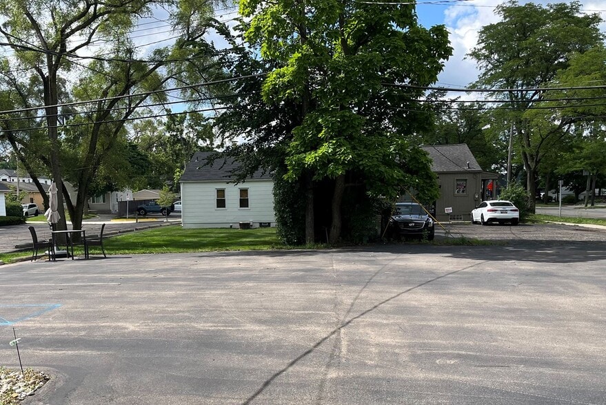 More Photos Of 1132 Webster St, Birmingham Medical For Lease