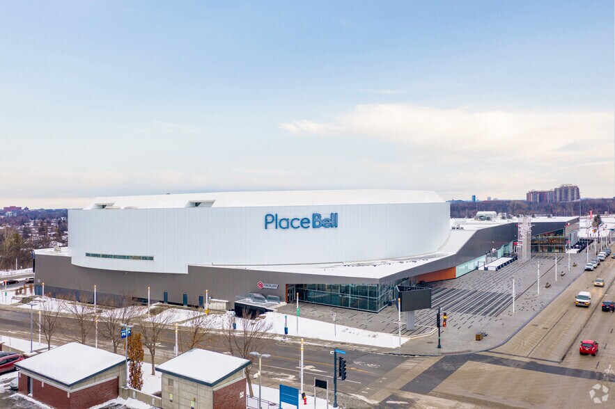 Primary Photo Of 1950 Rue Claude-Gagné, Laval Theater Concert Hall For Lease