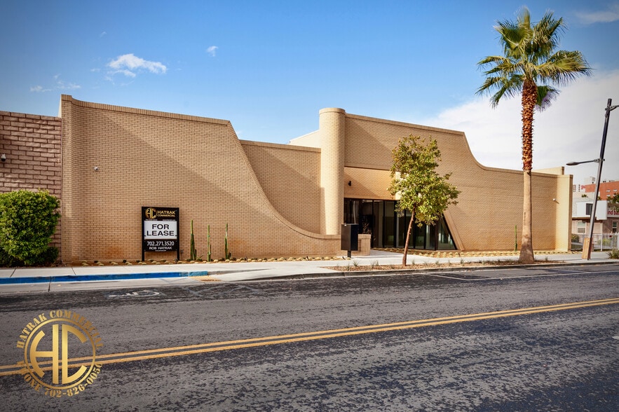 More Photos Of 626 S 3rd St, Las Vegas Office For Sale