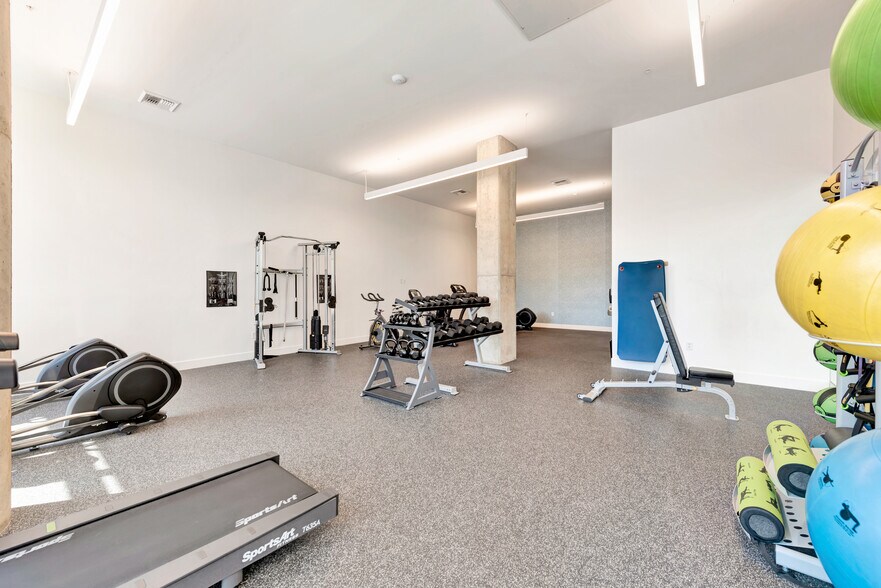 More Photos Of 11125 SE 21st St, Milwaukie Apartments For Lease