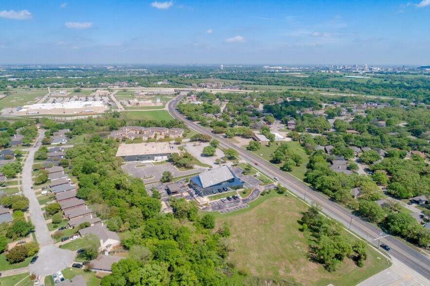 More Photos Of 1920 W Villa Maria Rd, Bryan Medical For Lease