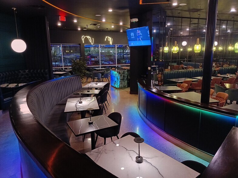 More Photos Of 12225 Westheimer Rd, Houston Freestanding For Lease