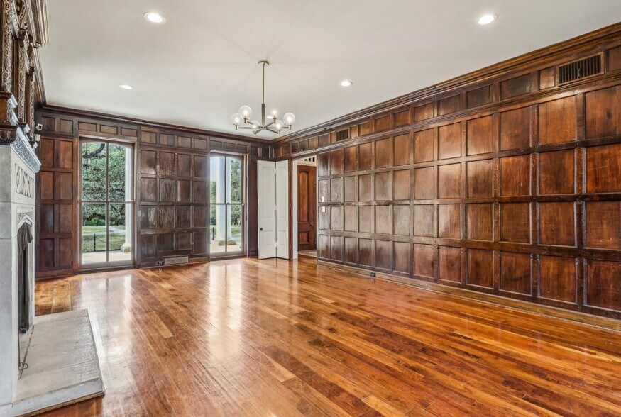 More Photos Of 7735 Mocking Bird Ln, San Antonio Lodge Meeting Hall For Sale