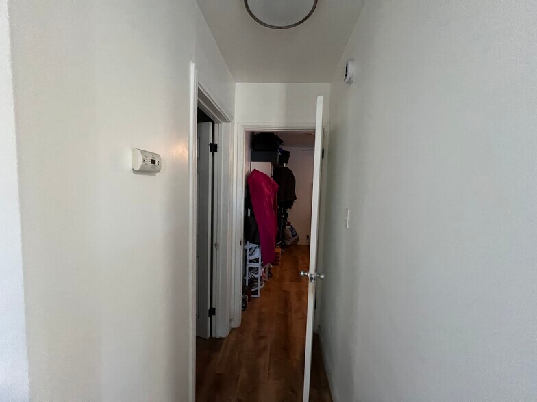 More Photos Of 4071 S Main St, Los Angeles Storefront Retail Residential For Sale