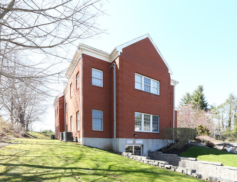 More Photos Of 288 Highland Ave, Cheshire Medical For Lease