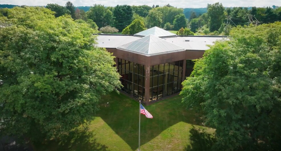 More Photos Of 150 Beta Dr, Pittsburgh Office For Sale