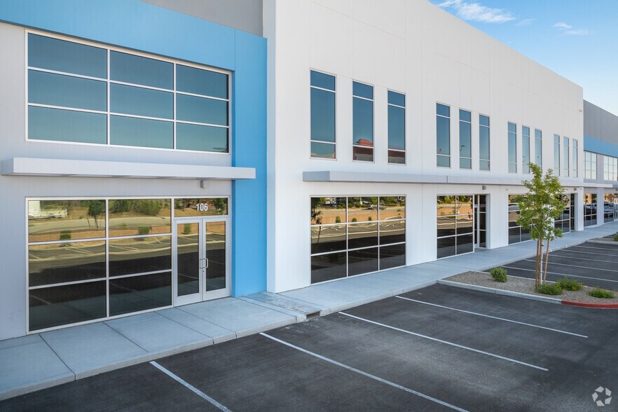 More Photos Of 6370 S Pioneer Way, Las Vegas Manufacturing For Lease