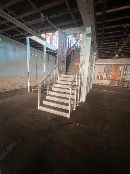 More Photos Of 3 & 5 2nd St, Temple Storefront Retail Office For Lease