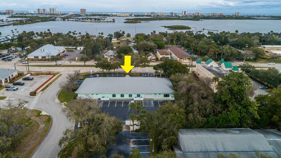 More Photos Of 4240 S Ridgewood Ave, Port Orange Coworking Space