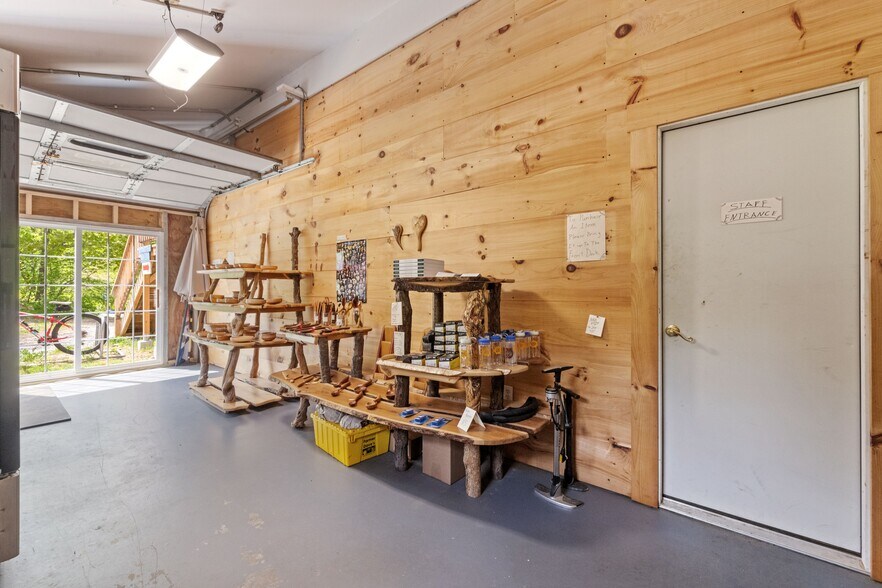 More Photos Of 218 Streeter Woods Rd, Dorchester Lodge Meeting Hall For Sale