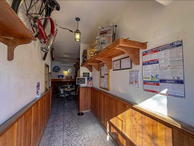 More Photos Of 2203 1st St, Alamogordo General Retail For Sale