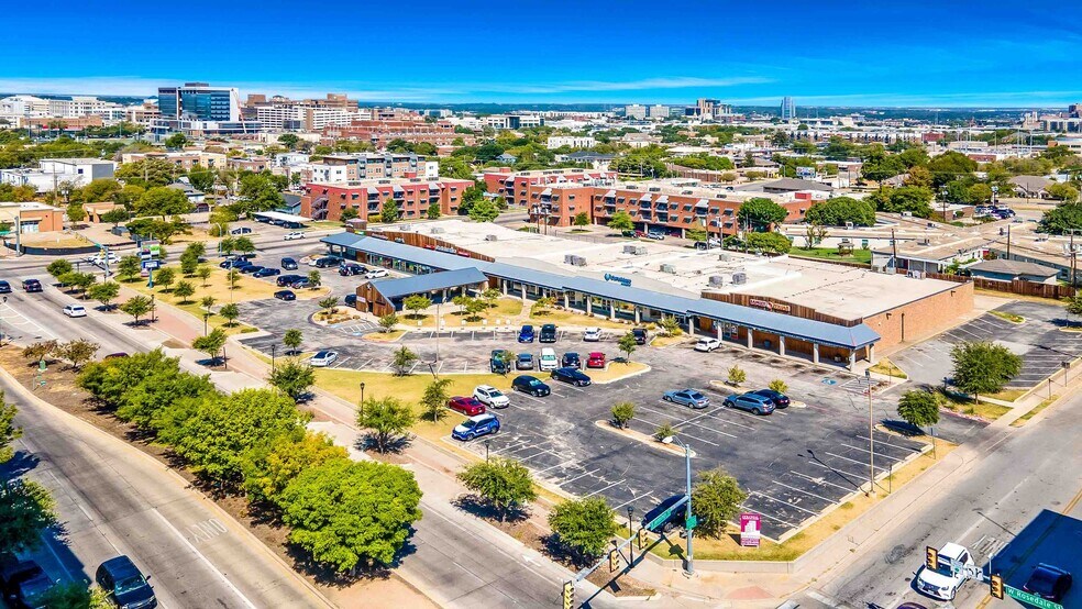 More Photos Of 504-604 E Rosedale St, Fort Worth Unknown For Lease