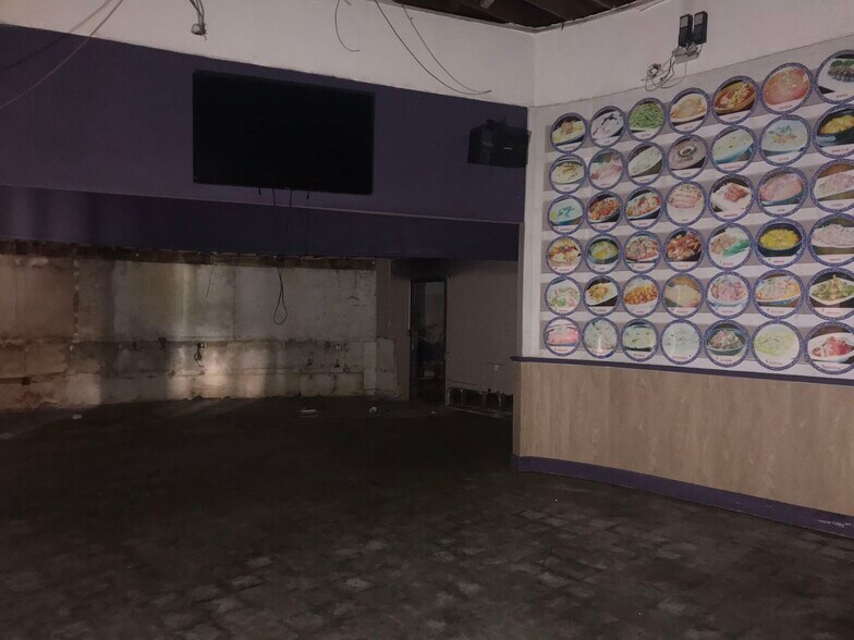 More Photos Of 744 El Camino Real, South San Francisco Restaurant For Lease