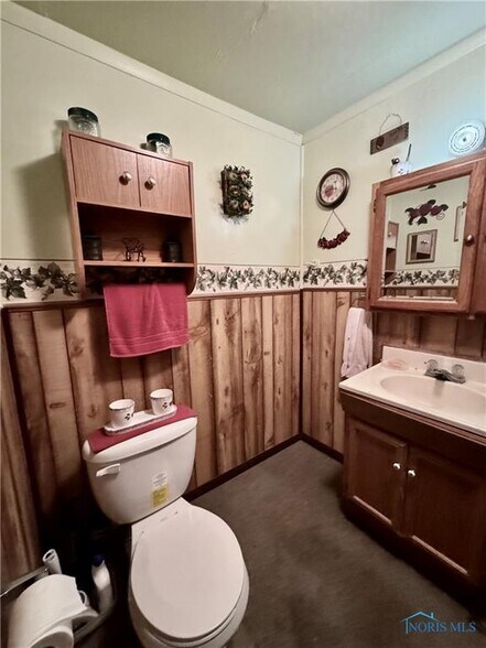 More Photos Of 14475 Power Dam Rd, Defiance Sports And Entertainment For Sale