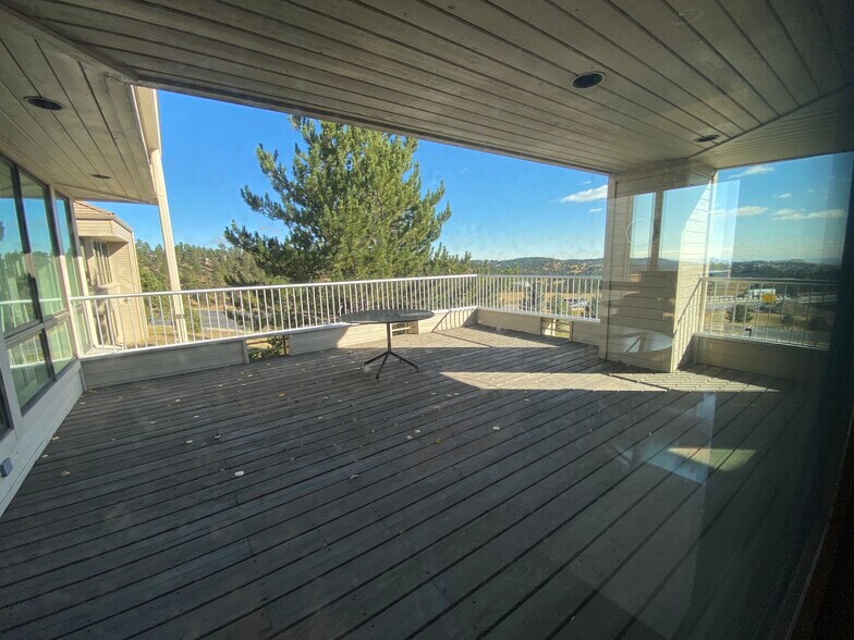 More Photos Of 538 Commons Dr, Golden Loft Creative Space For Sale