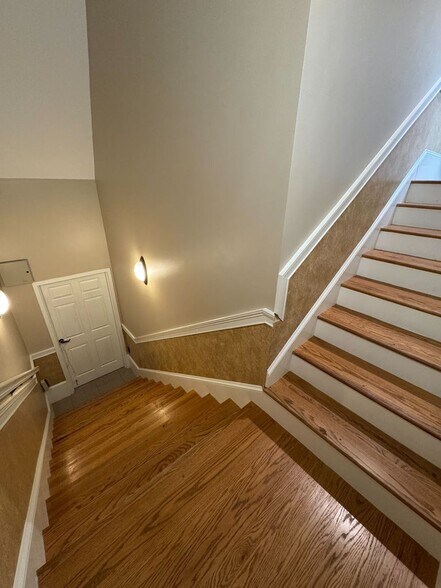 More Photos Of 1369 W Andrew Johnson Hwy, Morristown Medical For Lease