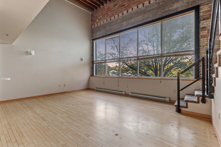 More Photos Of 810 4th Ave S, Moorhead Apartments For Sale