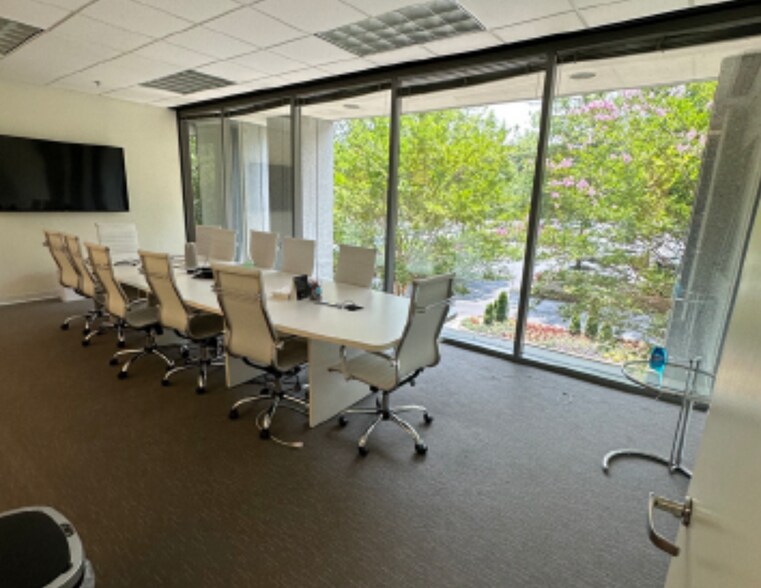 More Photos Of 5900 Windward Pky, Alpharetta Office For Lease