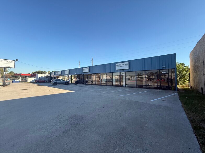 More Photos Of 527 Barren Springs Dr, Houston Storefront Retail Office For Lease