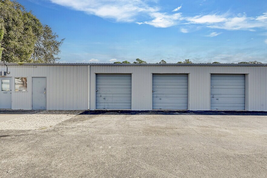 More Photos Of 1166 Angle Rd, Fort Pierce Self Storage For Sale