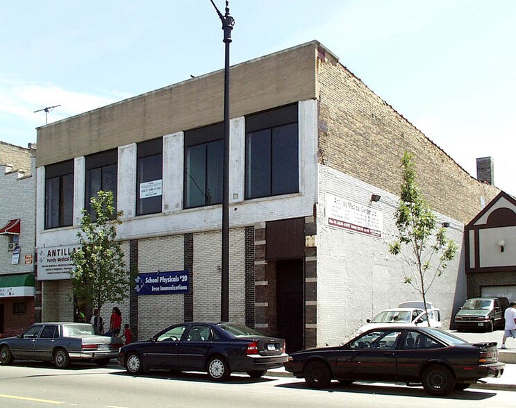 More Photos Of 3111 W Armitage Ave, Chicago Office For Lease