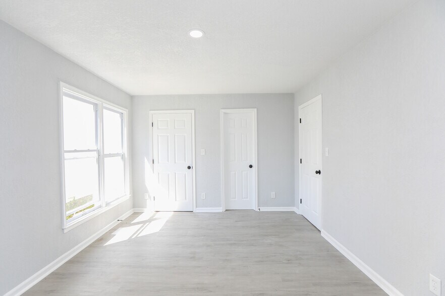 More Photos Of 401 Maryland Ave, Portsmouth Apartments For Sale