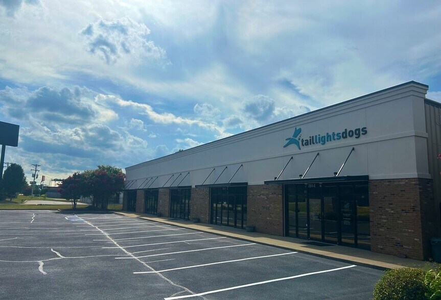 Primary Photo Of 284 Rocky Creek Rd, Greenville Storefront For Lease