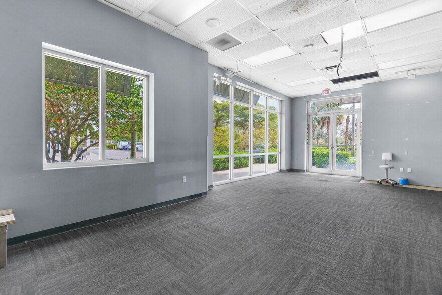 More Photos Of 4690 N State Road 7, Coconut Creek Unknown For Lease