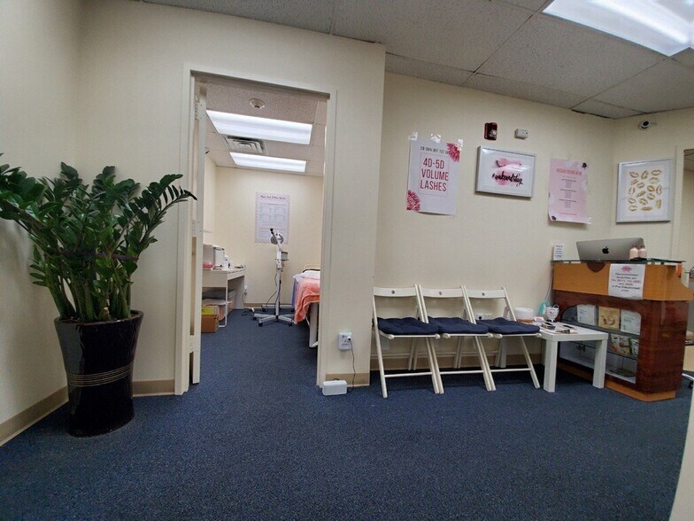 More Photos Of 280 N Central Ave, Hartsdale Medical For Lease