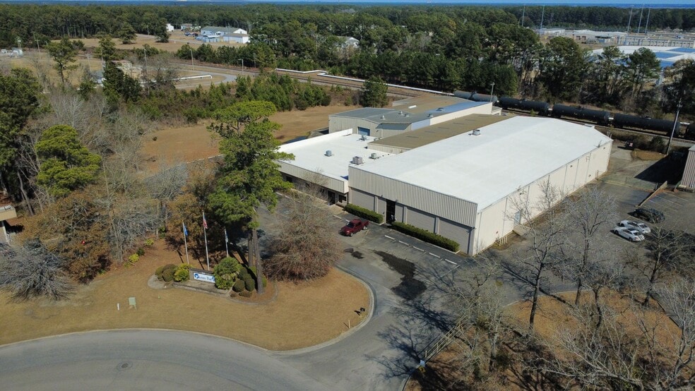Primary Photo Of 915 Commerce Cir, Hanahan Manufacturing For Sale