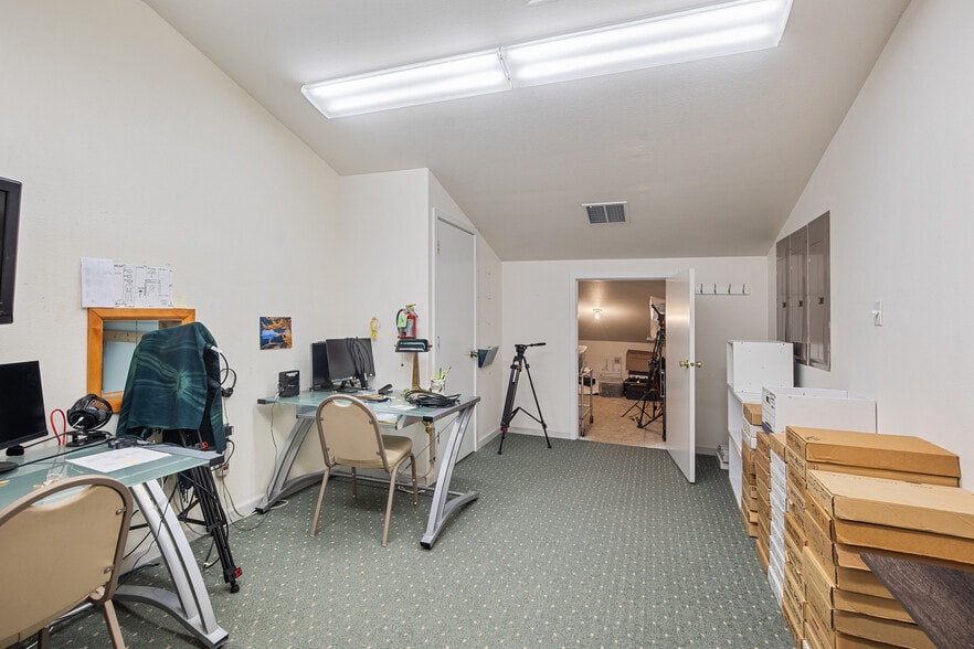 More Photos Of 459 Galice Rd, Merlin Religious Facility For Sale