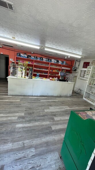 More Photos Of 466 W Trilby St, Wrightsville Hotel For Sale
