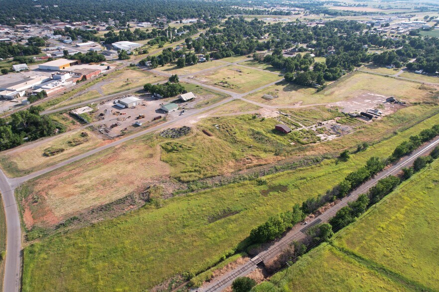 More Photos Of Oklahoma, Chickasha Land For Sale