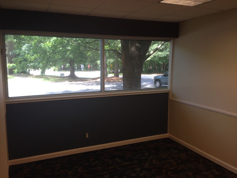 More Photos Of 3700 Longview Dr, Atlanta Loft Creative Space For Sale