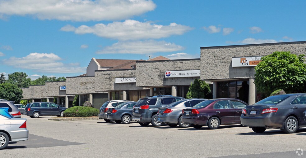 More Photos Of 291 Woodlawn Rd, Guelph Flex For Lease