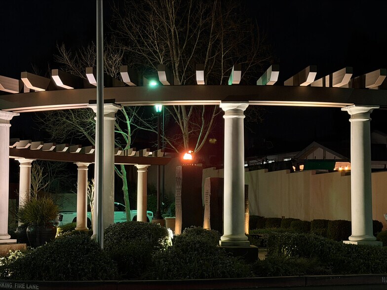 More Photos Of 8929 Madison Ave, Fair Oaks Freestanding For Lease