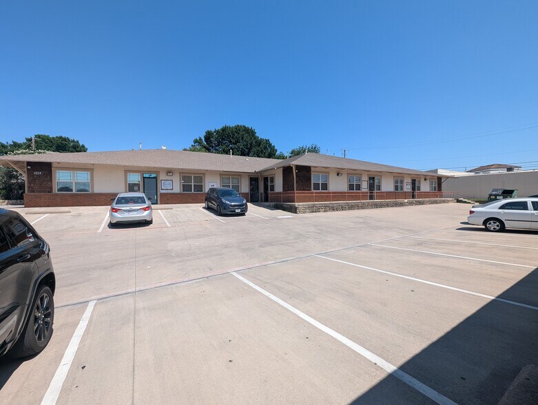 More Photos Of 4516 Boat Club Rd, Fort Worth Office For Lease