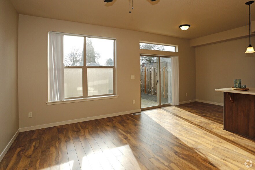 More Photos Of 19731 SW Athena Ct, Aloha Apartments For Sale